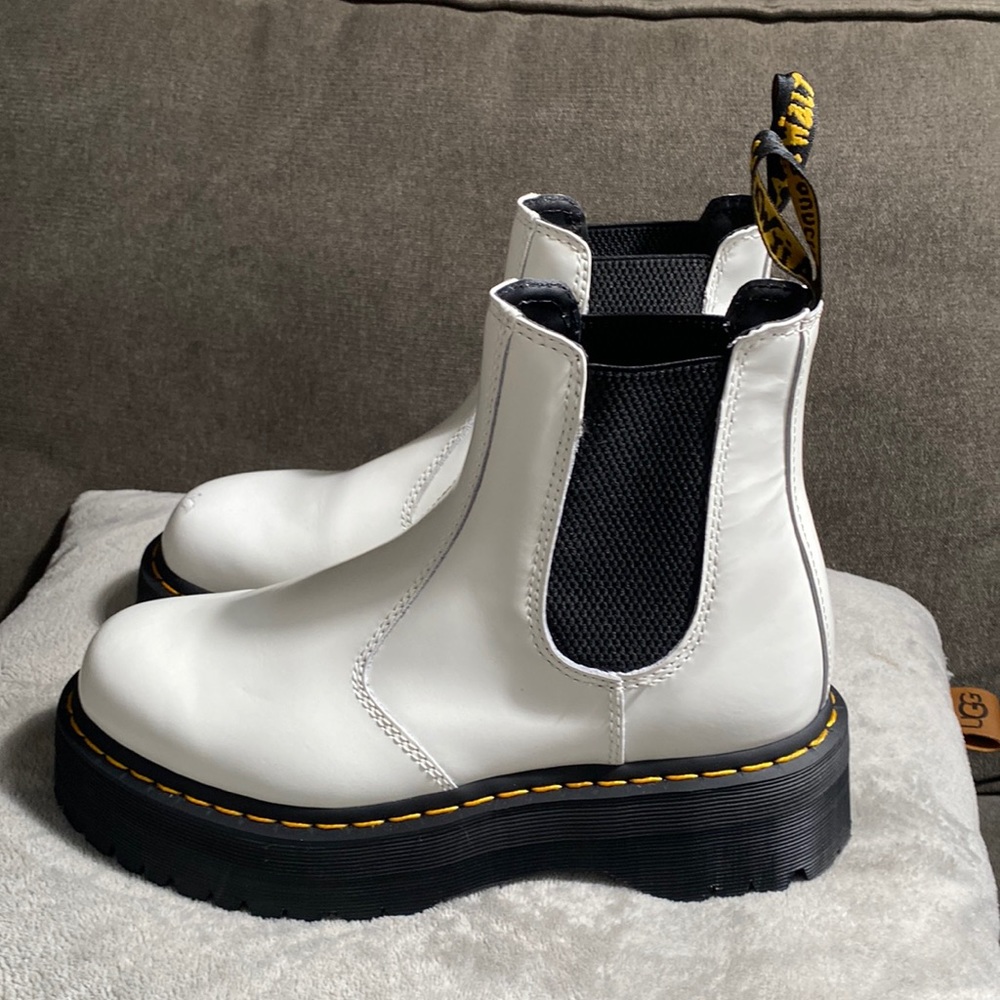 Dr Martens 7926 quad  chelsea boot